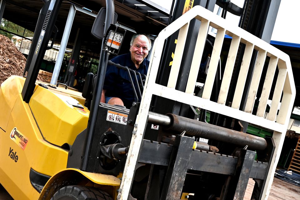 mackay crates